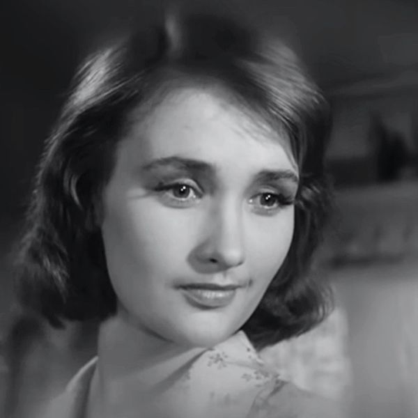 Файл:Ирина Жена Соколова (Шолохов).jpg